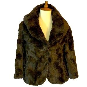 Faux fur jacket, plush, mob wife, bohemian, teddy coat, old money, winter glam